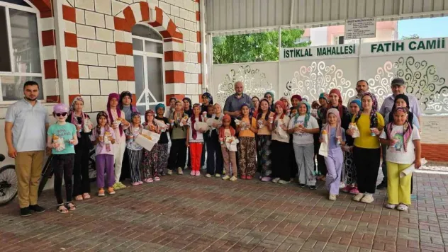 Çan'da Fatih Camii Dernek Başkanı Tekne'den Kur'an Kursu öğrencilerine jest