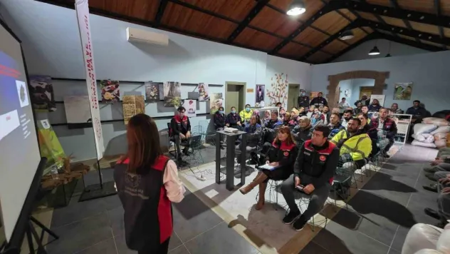 Çanakkale'de kahve rengi kokarcalarla 4 bin samuray arısı mücadele edecek