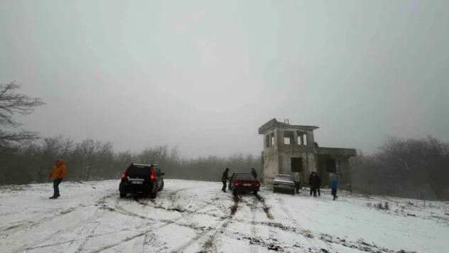 Çanakkale'de mevsimin ilk karı yağdı