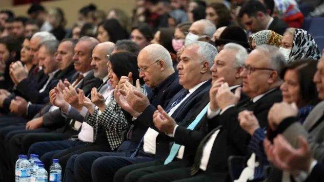 Çanakkale Zaferi'nin 108'inci yıl dönümünde tüm şehitler anıldı