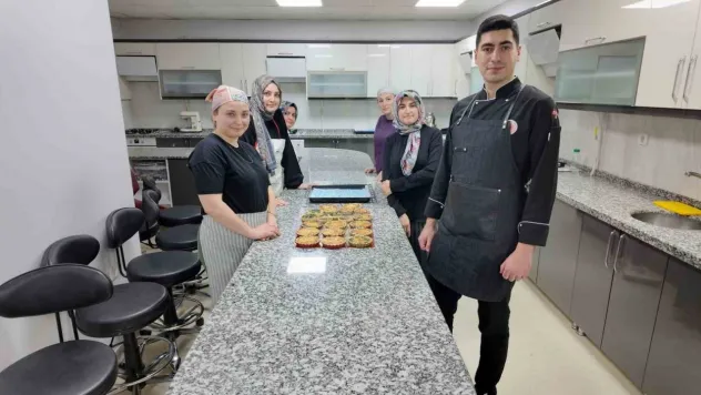 Çayırova'da 'geleceğin pasta şefleri' eğitimlere başladı