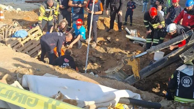 Çayırova'da inşaat alanında toprak altında kalan 1 işçi kurtarıldı