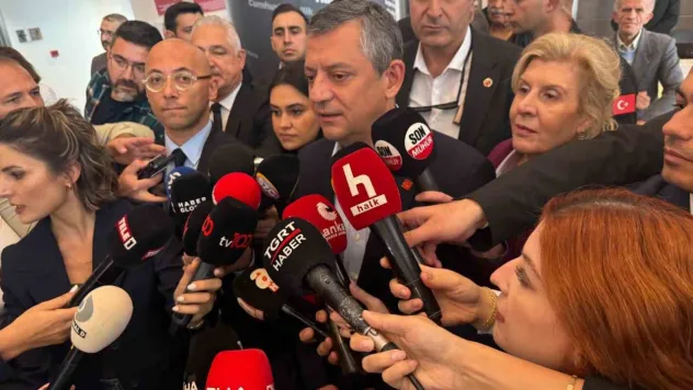 CHP Genel Başkanı Özel: 'CHP birlik ve beraberlik içinde ne hastalandı, ne güç kaybetti'