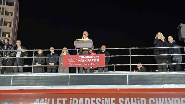 CHP Genel Başkanı Özgür Özel, Güngören'deki mitinge katıldı