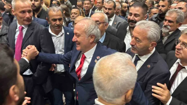 CHP Kocaeli'de yeni il başkanı Erdem Ercan oldu