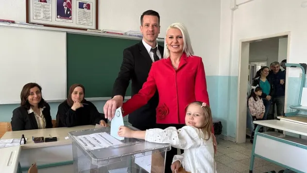 CHP Milletvekili Tüzün oyunu kullandı