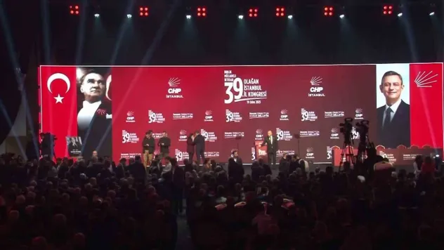 CHP'nin 39. Olağan İstanbul İl Kongresi düzenleniyor