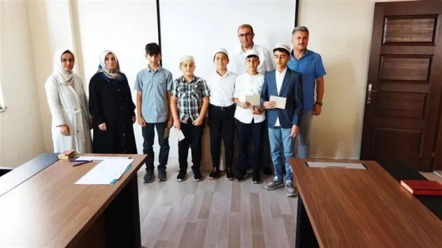 Çorlulu küçük hafızlardan büyük başarı