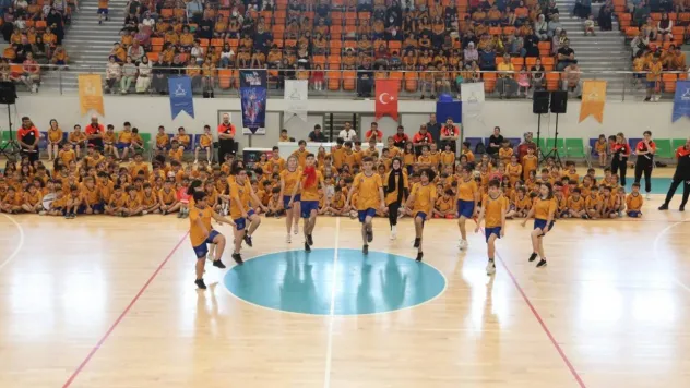 Darıca'da çocuklar yaz spor okullarında eğlenecek