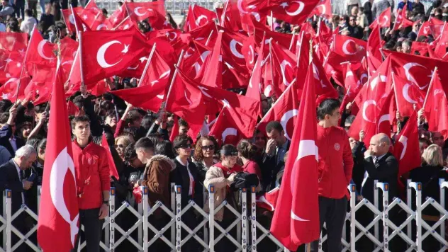 Devlet erkanı Ata'nın huzurunda