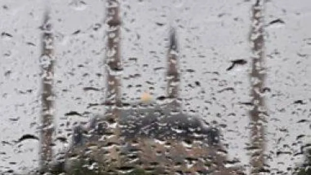 Dikkat bu gece yağışlı hava geliyor