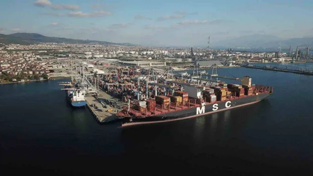 DP World, Türkiye'de uzaktan kontrol edilebilen vinçleri kullanan ilk liman işletmecisi oldu