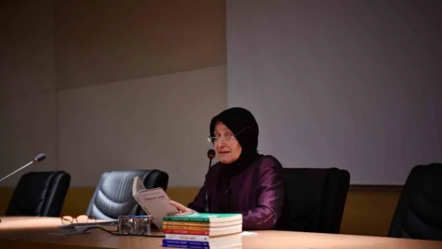 Dünya çapında başarı kazanan balerin, İslam'a uzanan yolculuğunu öğrencilerle paylaştı