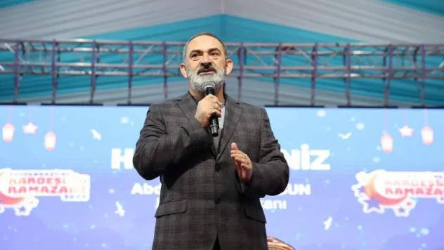 Dursun Ali Erzincanlı Sultangazililere duygu dolu anlar yaşattı