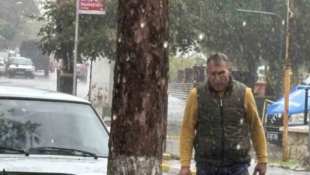 Edirne'de sağanak yağış etkili oldu