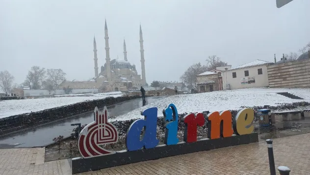 Edirne'nin bazı ilçelerinde taşımalı eğitime 1 gün ara verildi