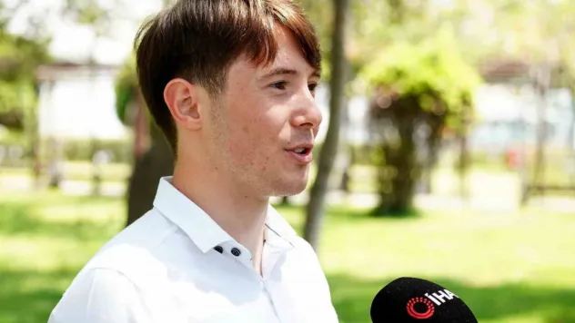 Erhan Aktuğ: 'Büyük jokeylerin arasında yarışmak çok gurur verici'