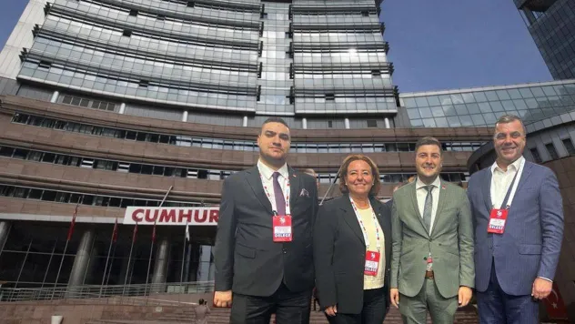 Esen, CHP Parti Meclisinde