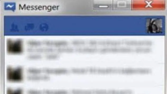 Facebook kendi 'messenger'ını yaptı
