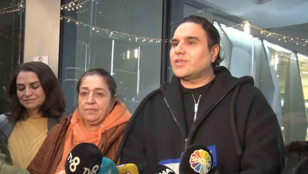 Fatih Ürek'in sevenleri hastaneye geldi