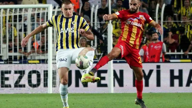 Fenerbahçe, Kayserispor deplasmanında