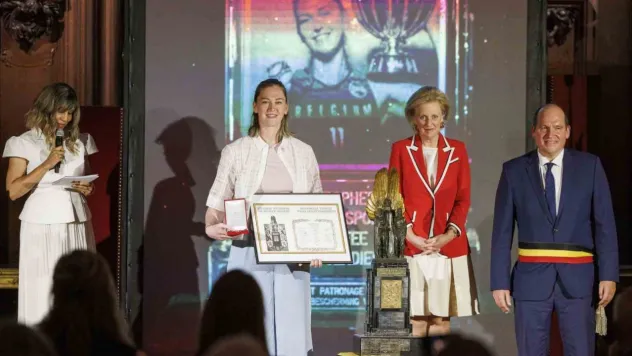 Fenerbahçeli Emma Meesseman, ülkesi Belçika'da onurlandırıldı