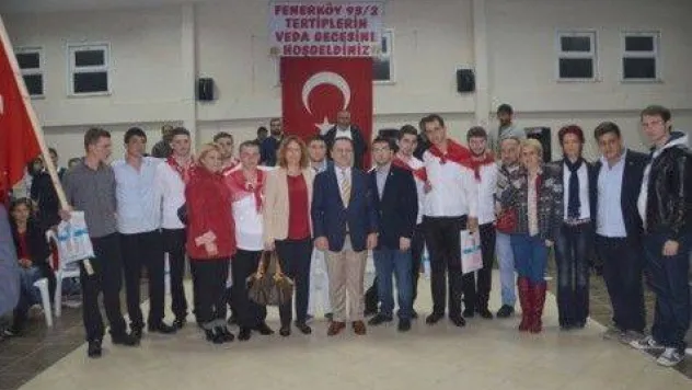 Fenerli Gençler Askere Uğurlandı