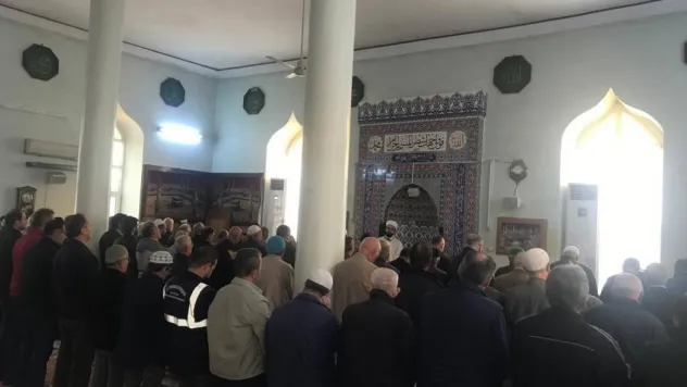 Filistin'de hayatını kaybedenler için cenaze namazı kılındı