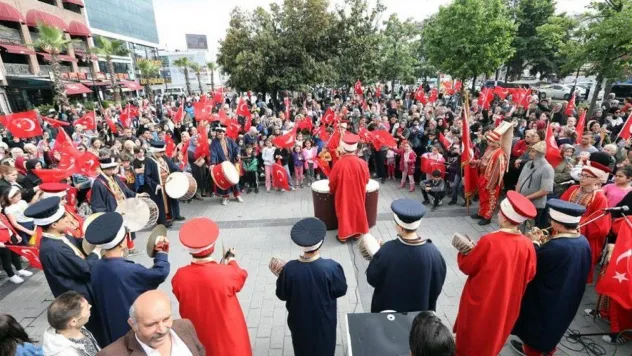 Gaziosmanpaşa Belediyesi'nden Fethin 570. Yılına mehterli kutlama