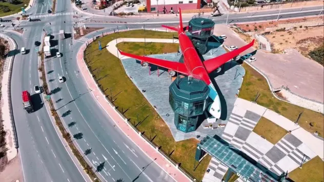 Geleceğe ilham veren proje: Uçuş ömrünü tamamlayan uçak bilime kanat açtı