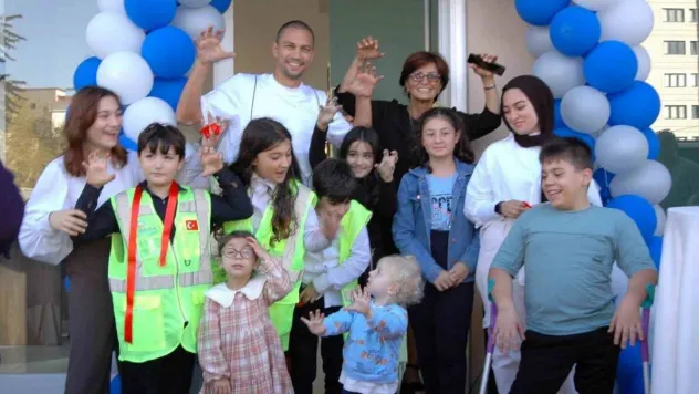 Gökhan İnler, dernek açılışına katıldı