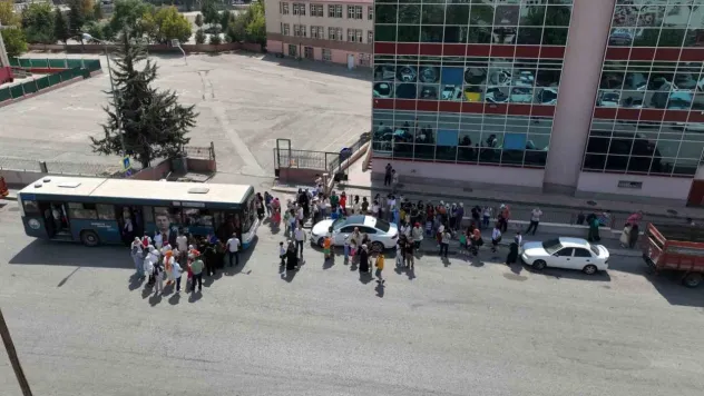 Gölbaşı Belediyesi vatandaşları otobüslerle TEKNOFEST'e taşıdı