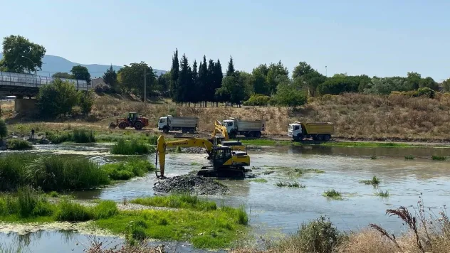 Gönen Çayı ıslah çalışmaları başladı