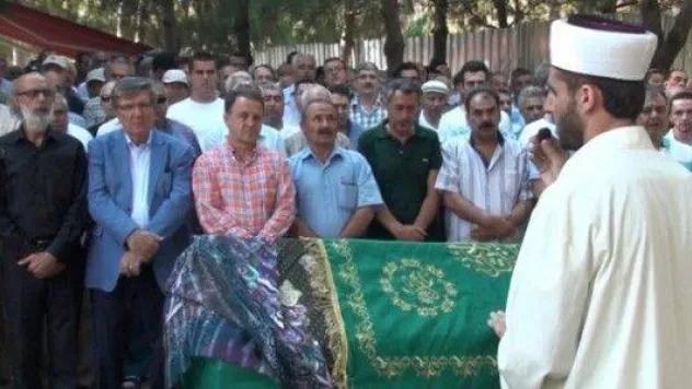 'Güle Güle Anneciğim'