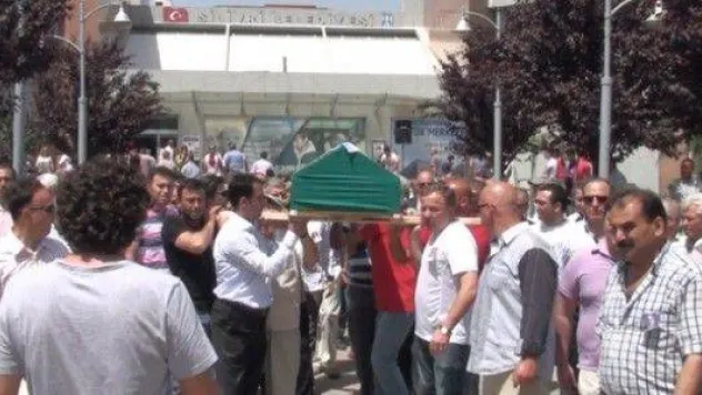 Günaydın son yolculuğuna uğurlandı