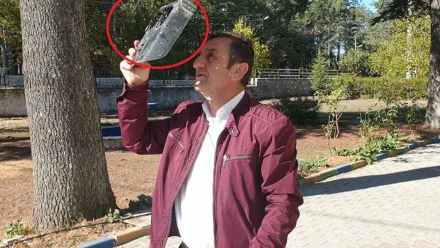 Güneş tutulmasını kaynak gözlüğü ile izledi