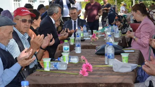 Huzurevi ve cezaevinde Mevlit Kandili kutlandı