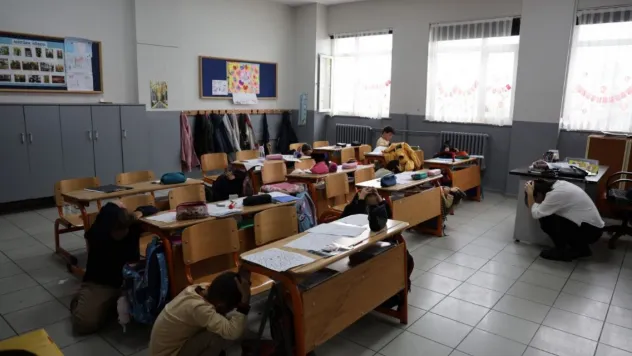 İlkokul öğrencilerine afet bilinci eğitimi verildi