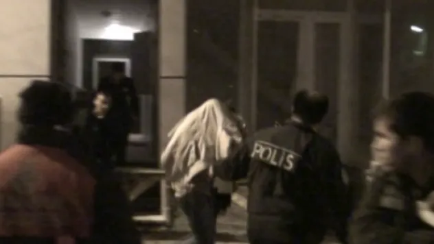 İntihar etmek isteyen genci polis ikna etti