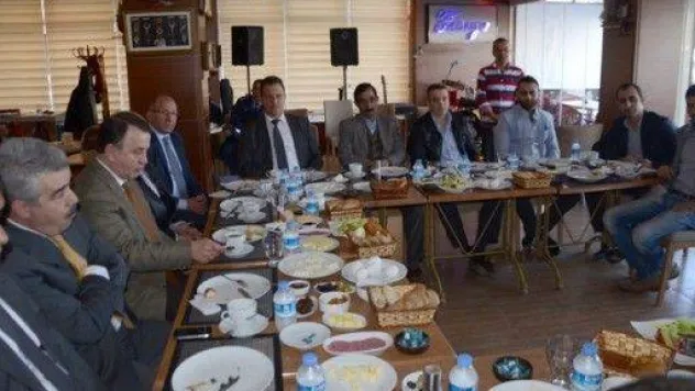 Işıklar Atatürk Caddesi Esnafıyla Buluştu