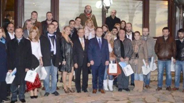 Işıklar Kadın Kuaförleriyle Biraraya Geldi