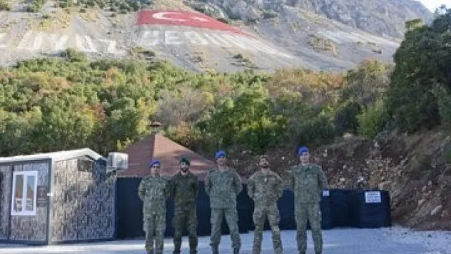 İspanya Silahlı Kuvvetleri heyeti, Dağ, Komando Okulu ve Eğitim Merkezi Komutanlığını ziyaret etti