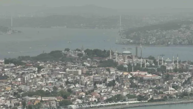 İstanbul'da çöl tozları hayatı olumsuz etkiliyor