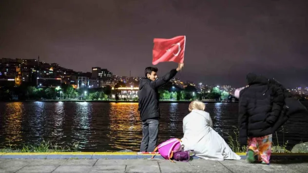 İstanbul'da kutlamalar devam ediyor