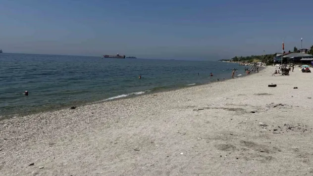 İstanbul'da plaj var, tuvalet ve soyunma kabini yok