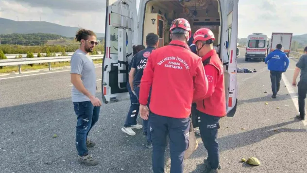 İstanbul-İzmir Otoyolu'nda kamyonet otomobille çarpıştı: 1 ölü, 1 yaralı