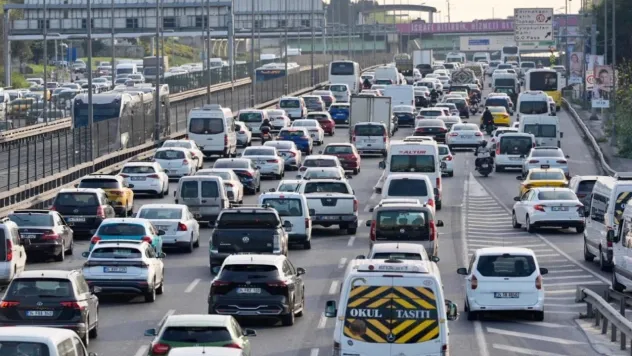 İstanbul Valiliğinden Ramazan Bayramı nedeniyle alınan trafik tedbirleriyle ilgili açıklama yapıldı