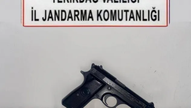 İtalyan yapımı ruhsatsız tabancayla yakalandı