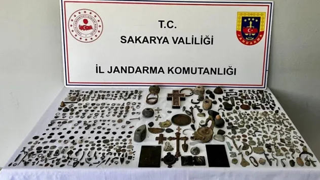 Jandarmadan 'Anadolu Mirası' operasyonu: 589 tarihi eser ele geçirildi