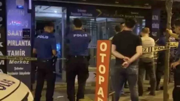 Kağıthane'de lüks ciple 2 milyon liralık kuyumcu soygunu